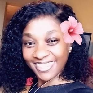 Meet your Posher, Michele